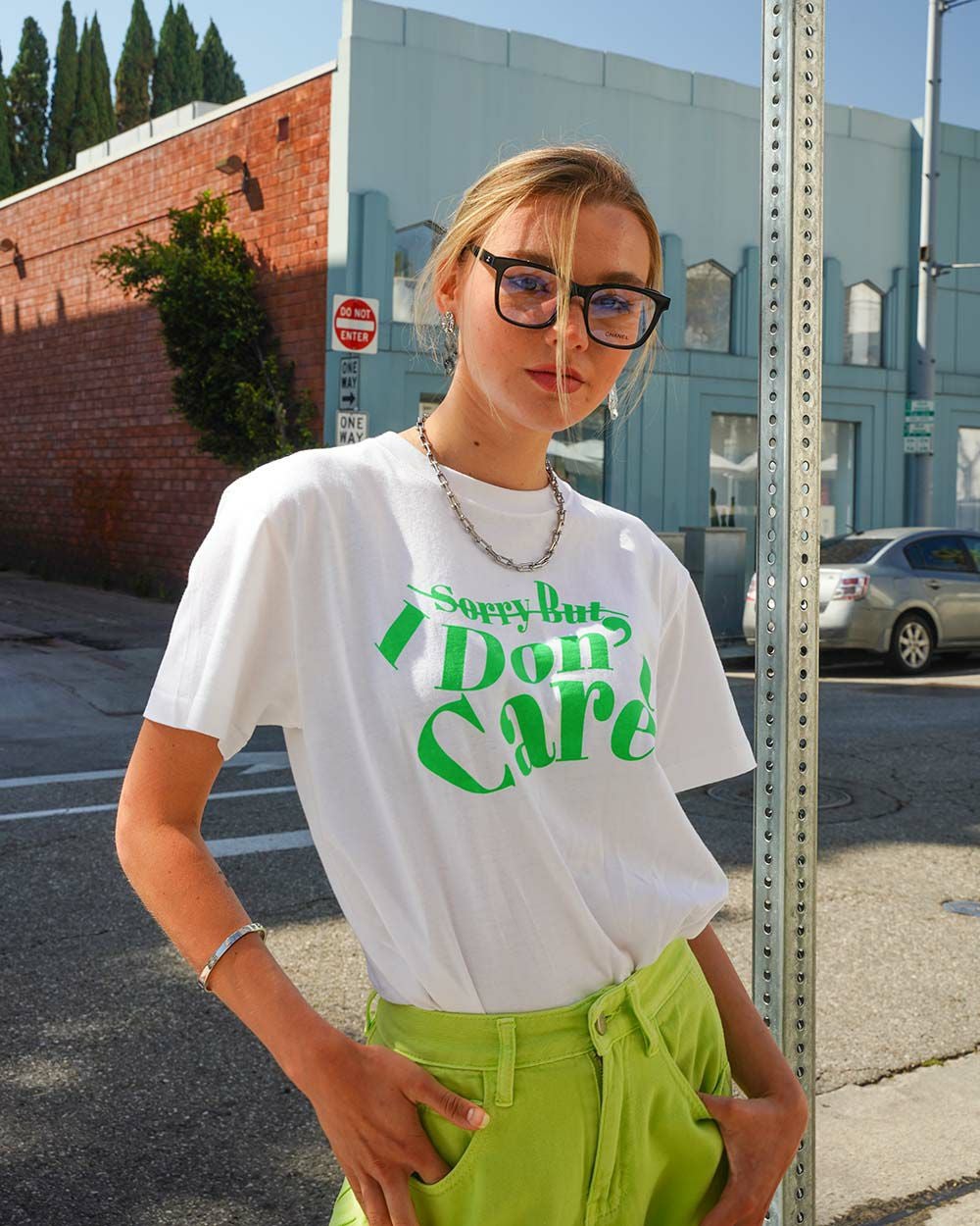 I DON'T CARE T-SHIRT | Account 公式オンラインショップ